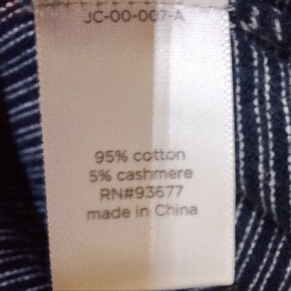 JCP Men's Navy Striped Cashmere Blend Sweater In A Size Large. EUC. - Picture 5 of 7